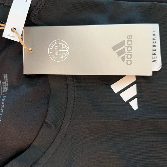Adidas Techfit training shirt - Picture 3 of 4